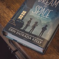 Review / We Dream of Space